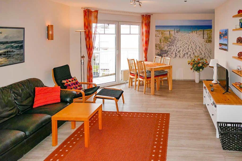 Ferienappartement Fraenzi Mit Herr Sassnitz Luaran gambar