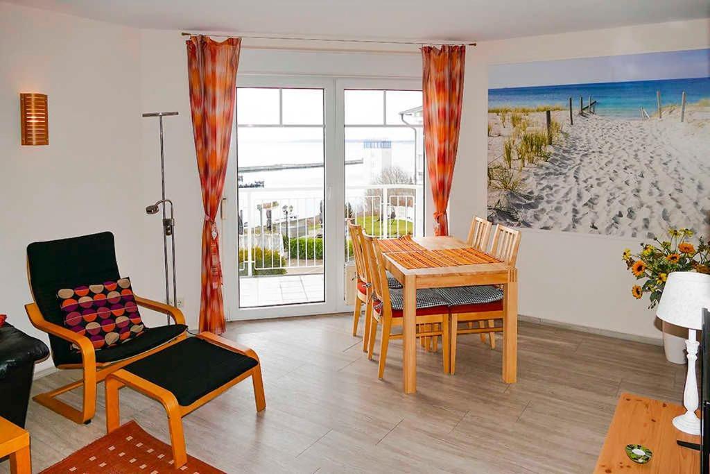 Ferienappartement Fraenzi Mit Herr Sassnitz Luaran gambar